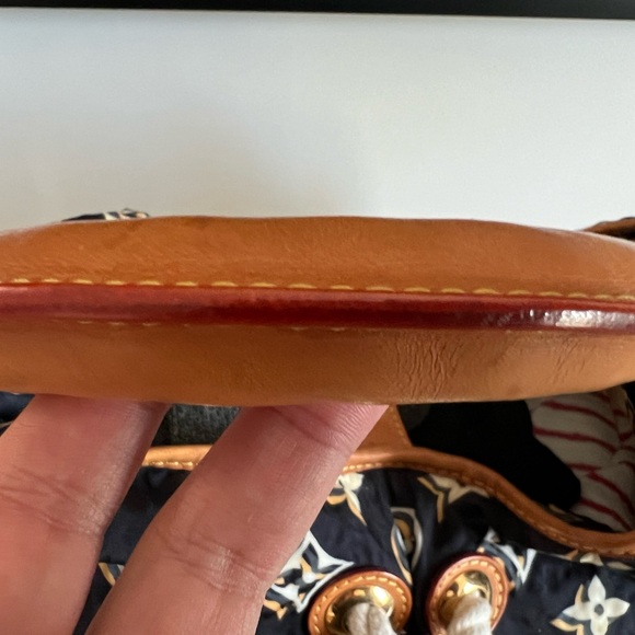 Louis Vuitton Bulles MM Cruise Marine Blue - Picture 11 of 15